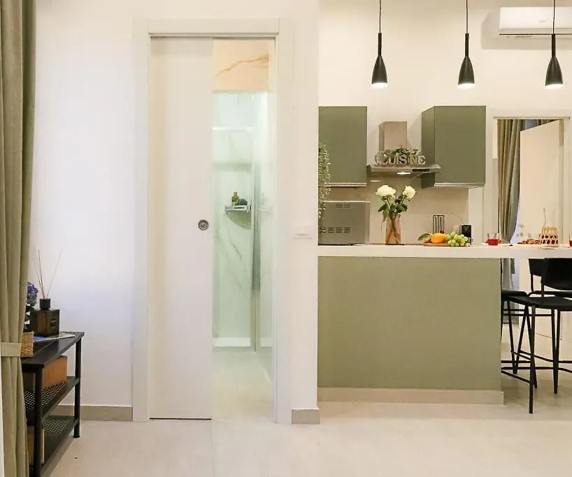 New Private Apt In Como Whit A-C Comfort - Elegant - Comfortable Apartment